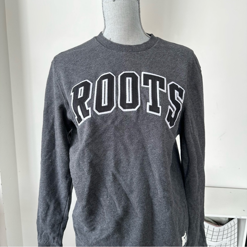 Roots Grey Logo Crewneck Sweater – Men’s XS
